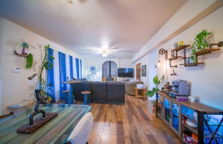 1394 E Kiva Dr