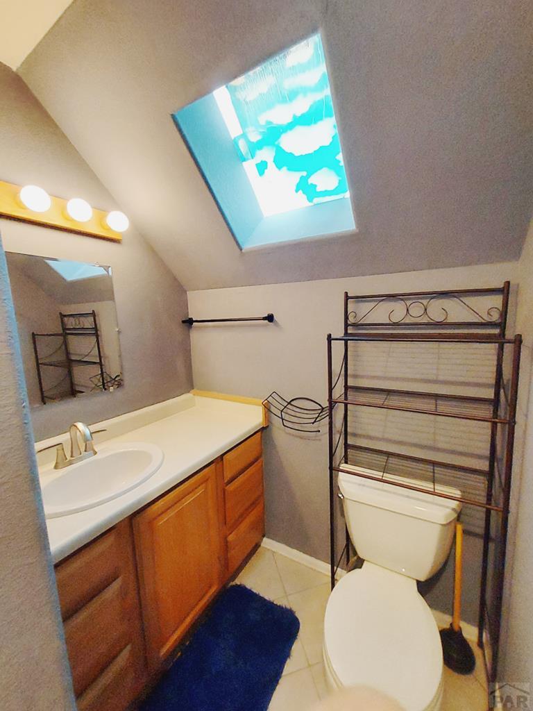 1394 E Kiva Dr