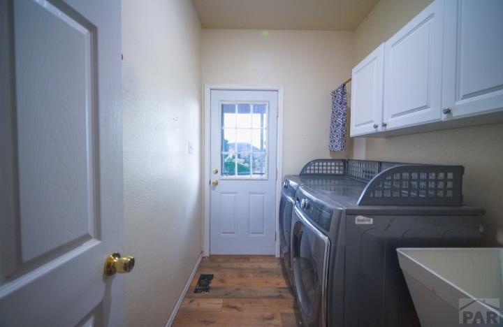 1394 E Kiva Dr