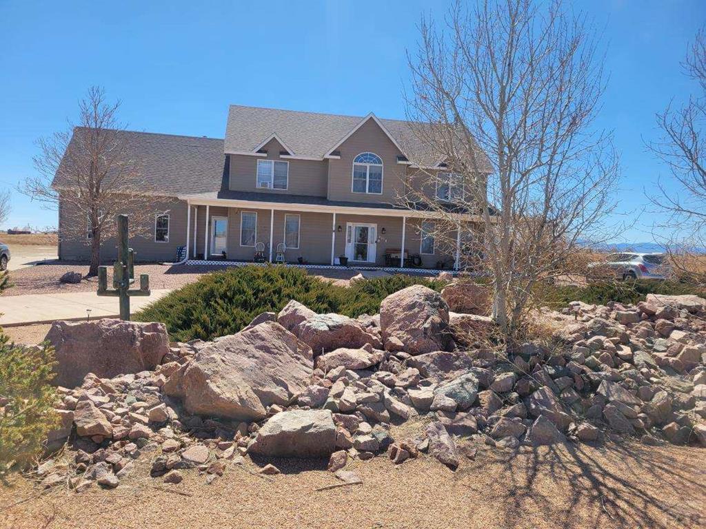 1394 E Kiva Dr