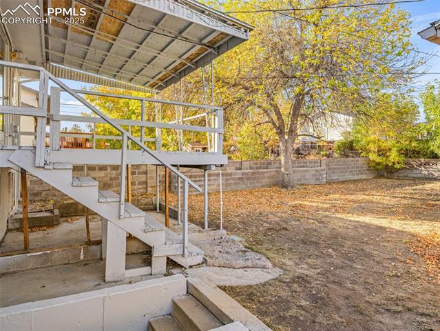 63 Dick Trefz Street