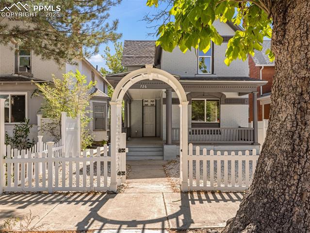 726 W 13th Street