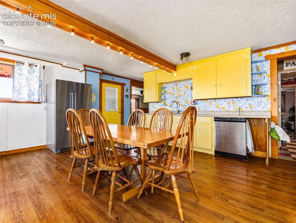 6160 Waterbarrel Road