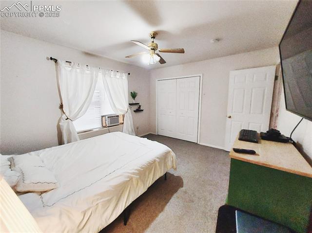 1394 E Kiva Drive