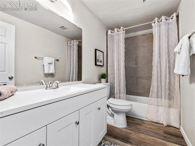 2409 N Elizabeth Street