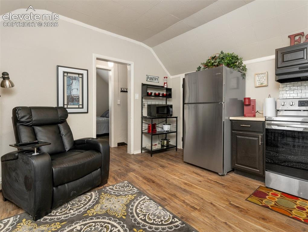 914 W 13th Street