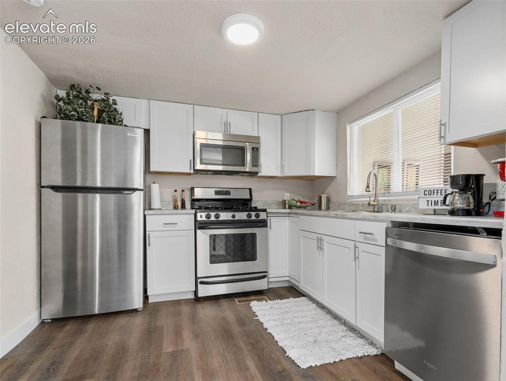 914 W 13th Street