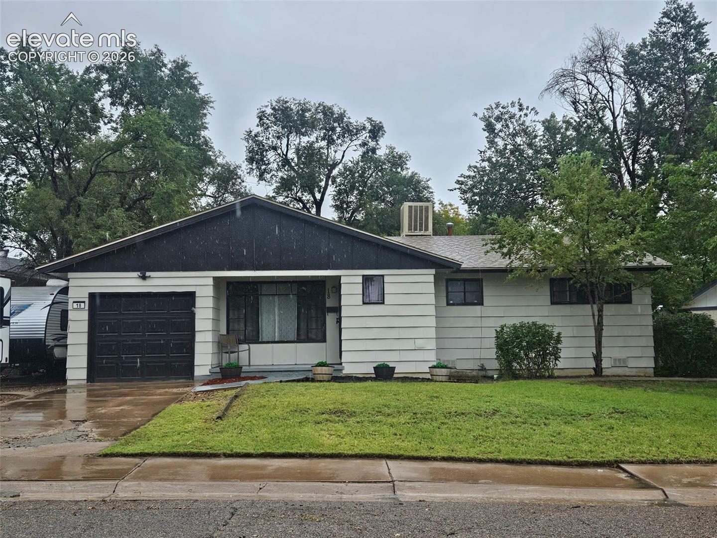 18 Dundee Lane