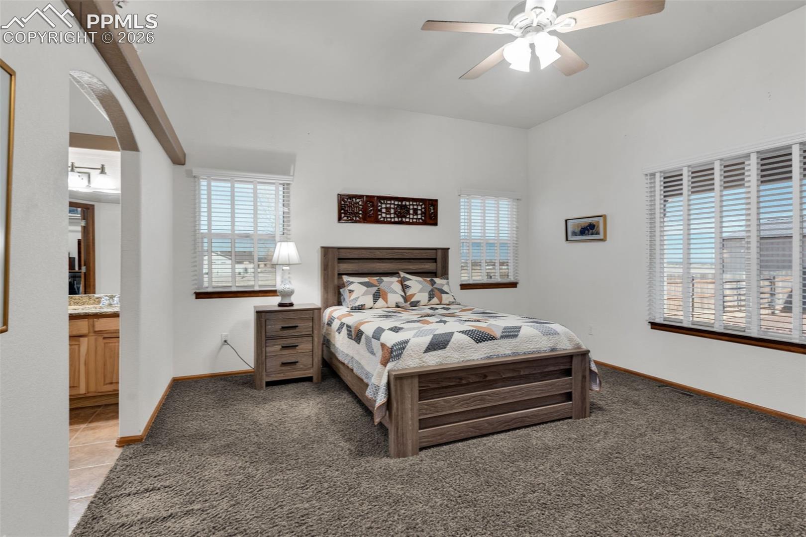 1408 E Kiva Drive