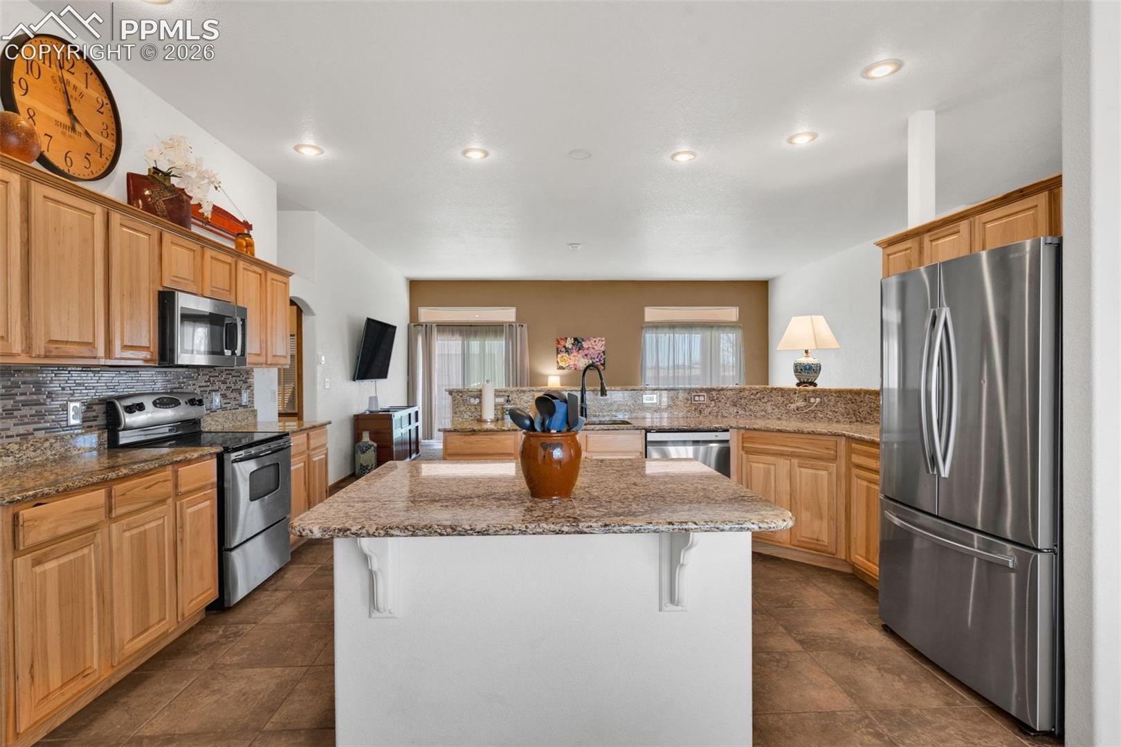 1408 E Kiva Drive