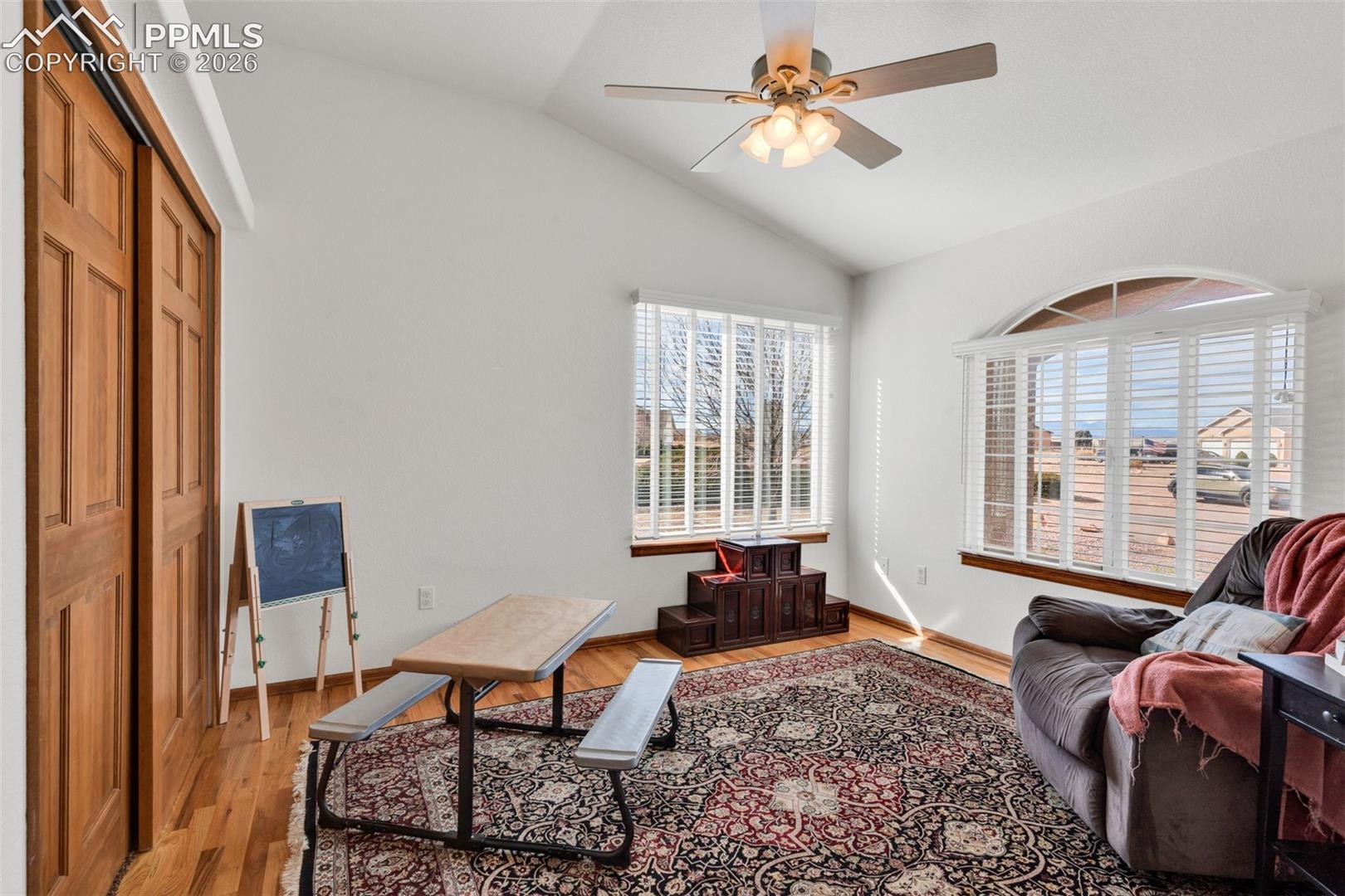 1408 E Kiva Drive