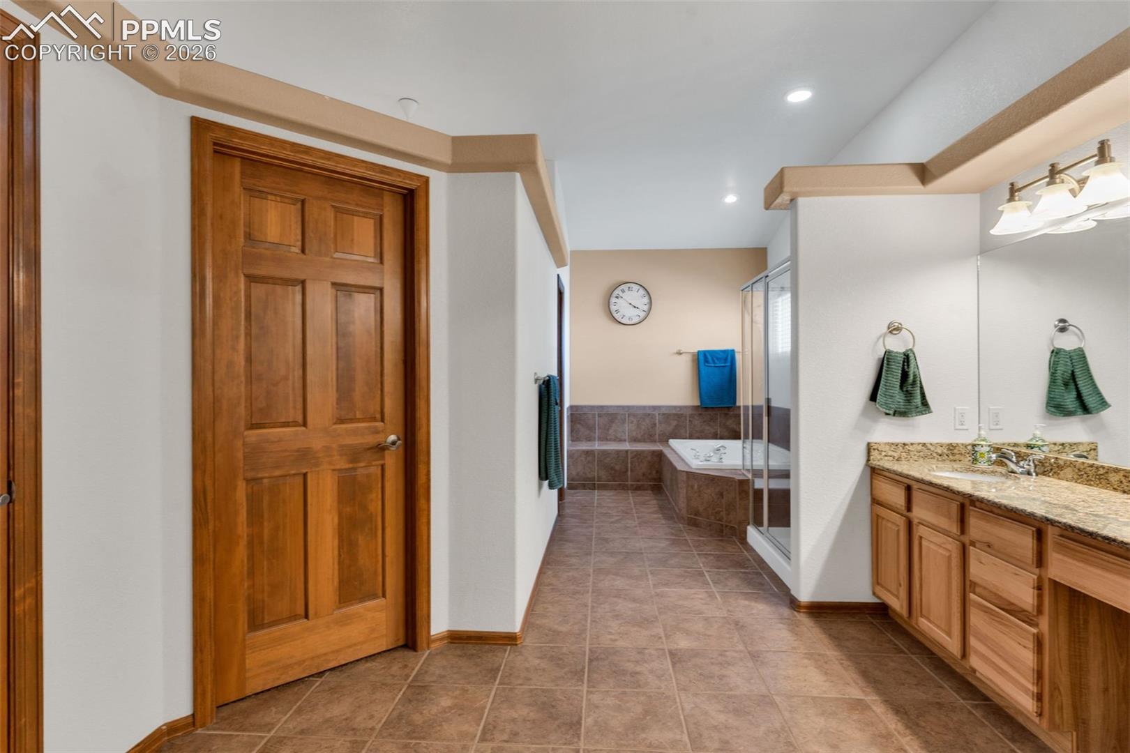 1408 E Kiva Drive