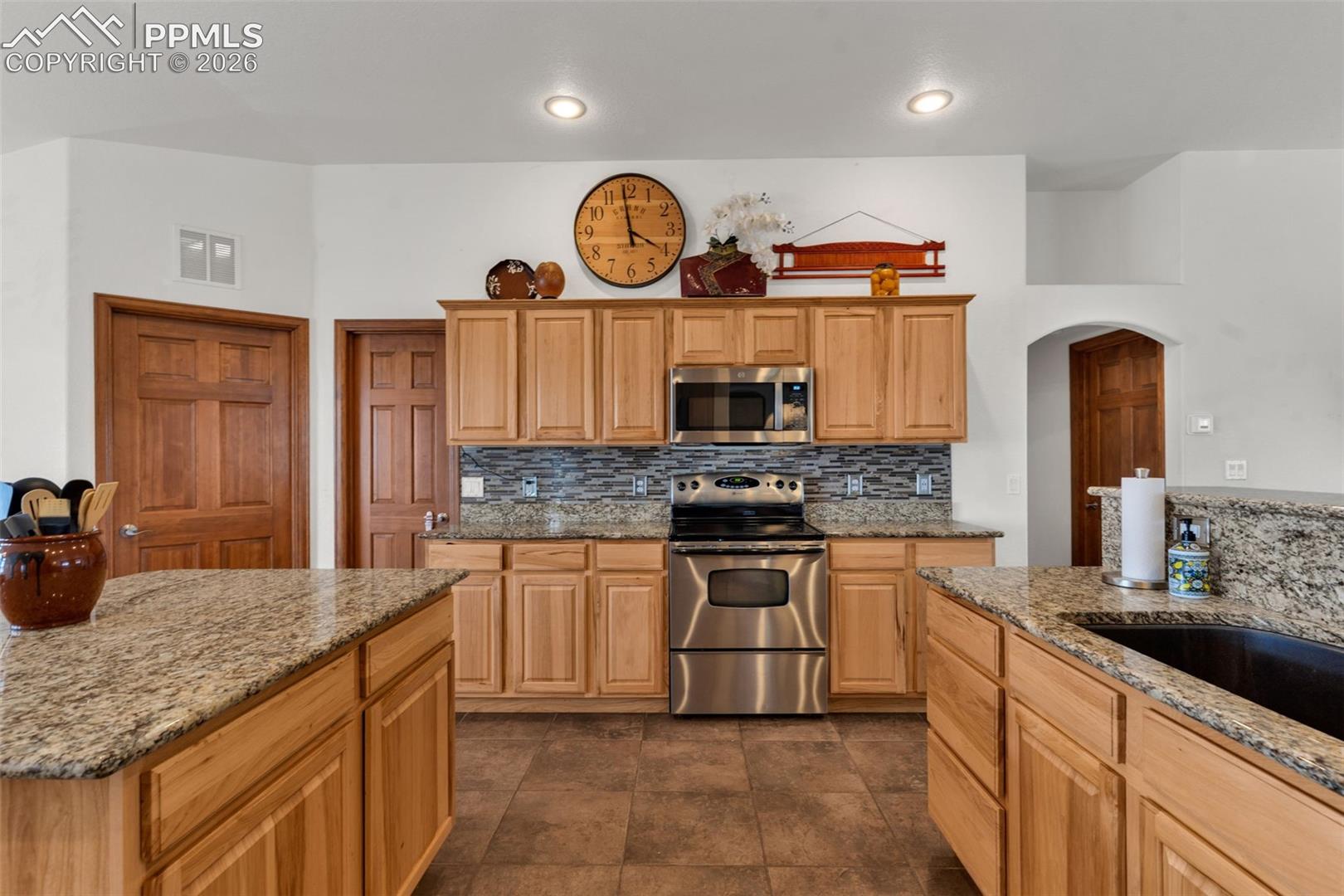1408 E Kiva Drive