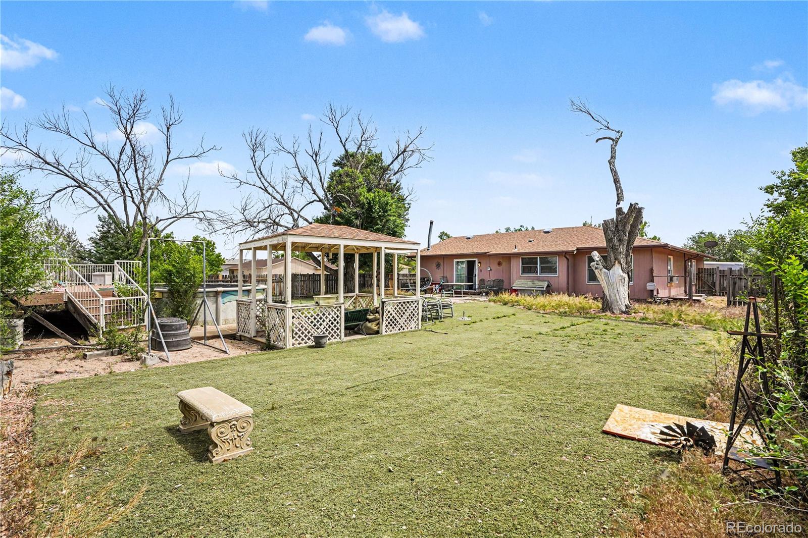 129 E Beshoar Drive