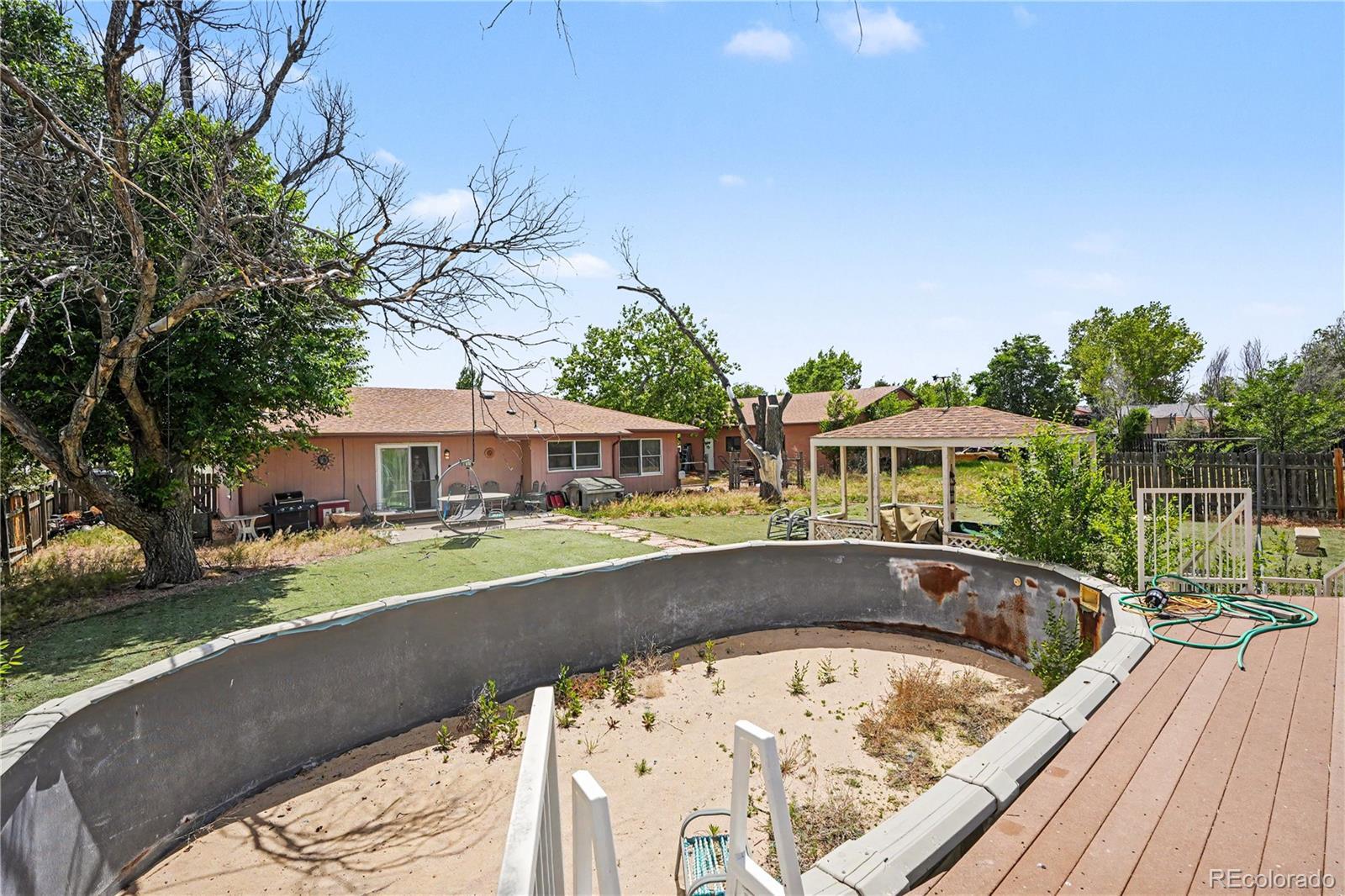 129 E Beshoar Drive