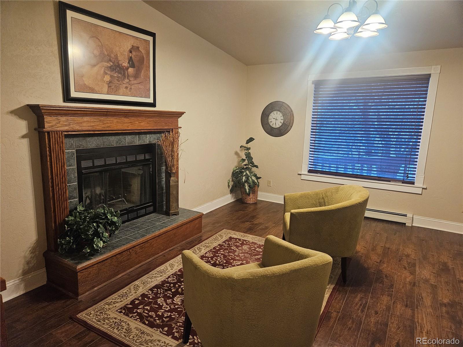 2011 N Greenwood Street