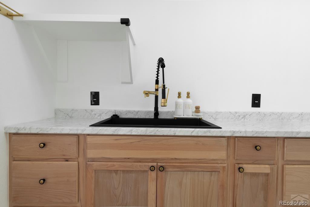 2020 S Pueblo Boulevard