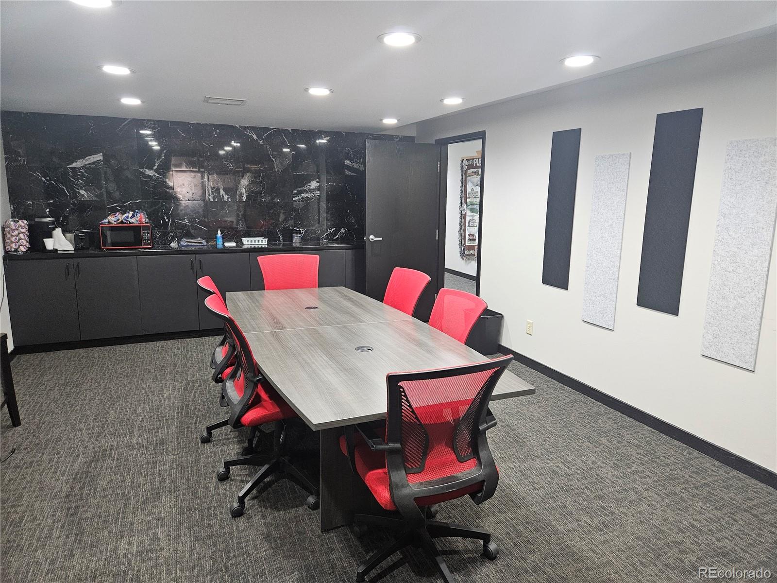 2020 S Pueblo Boulevard