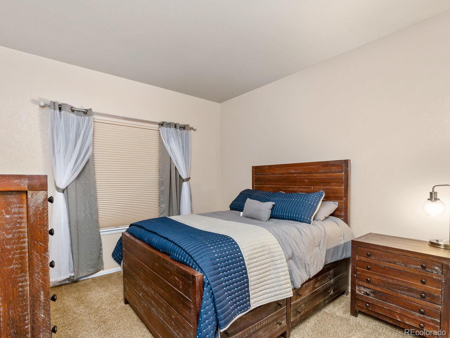 153 E Linden