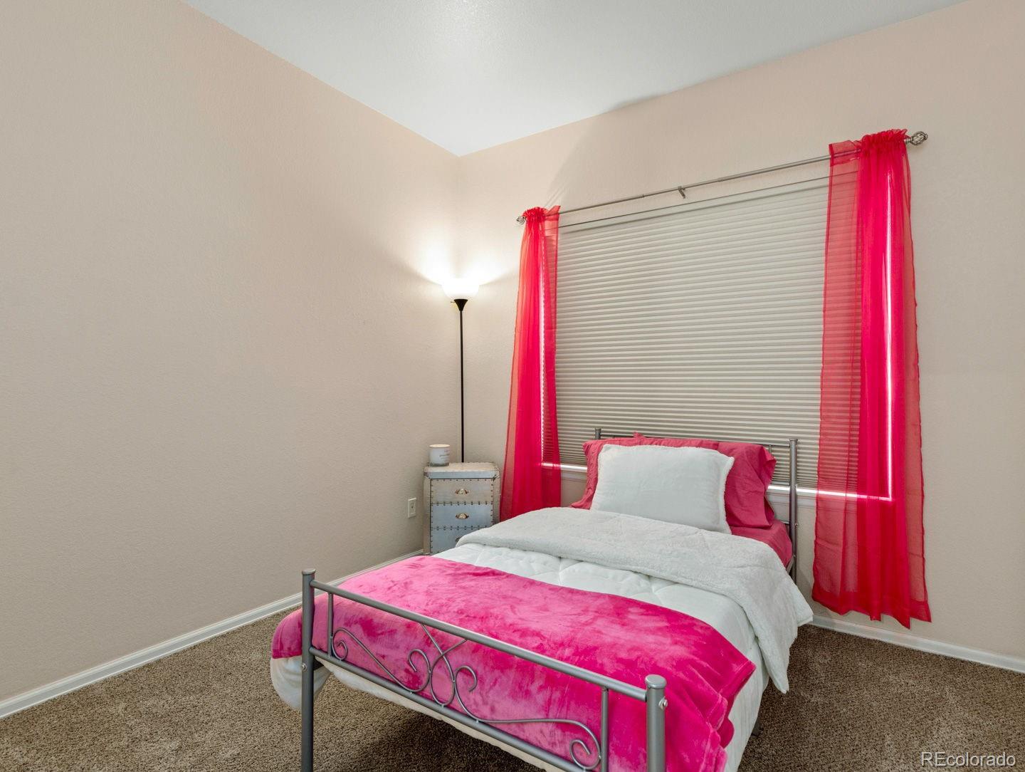 153 E Linden