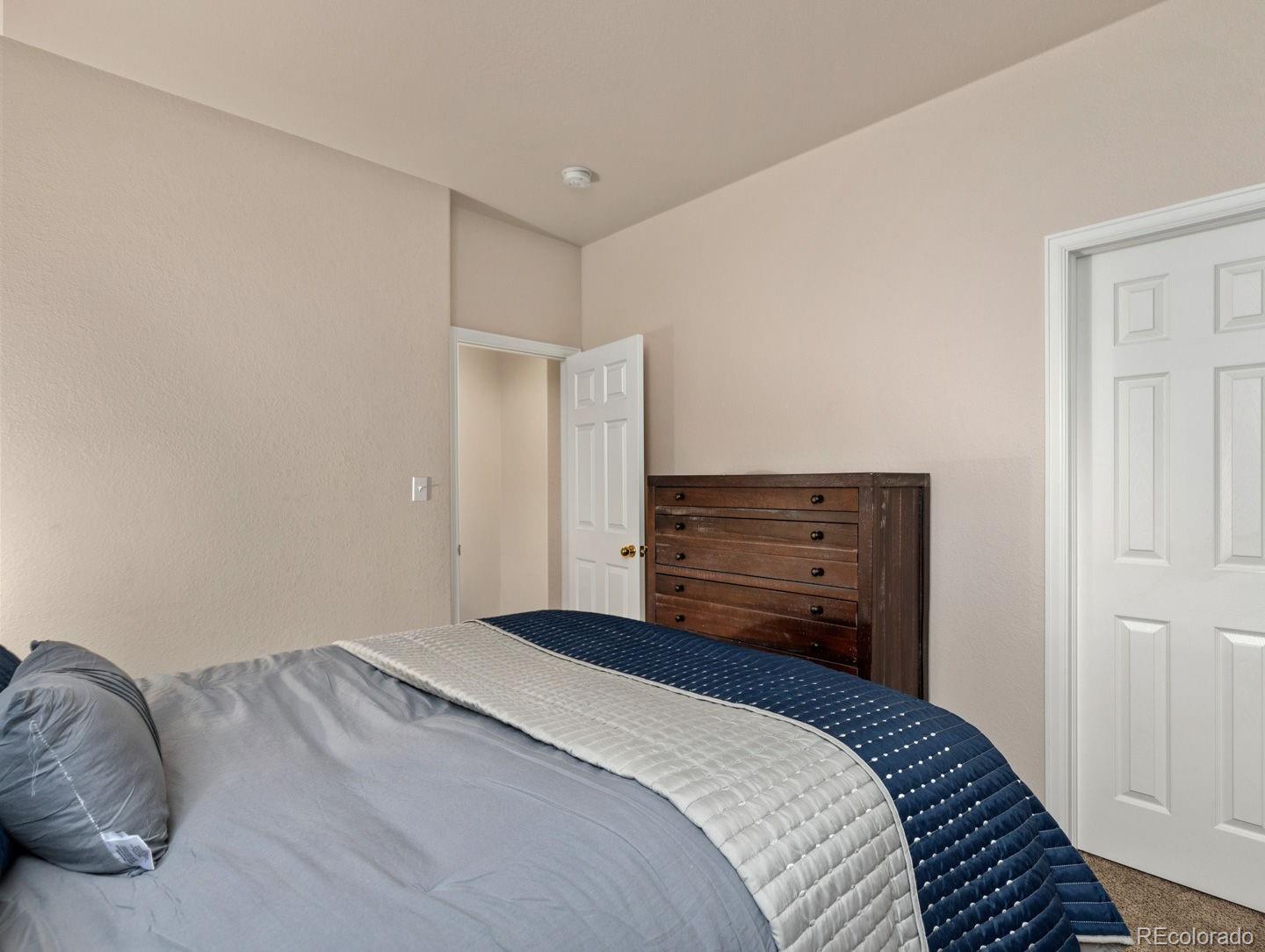 153 E Linden