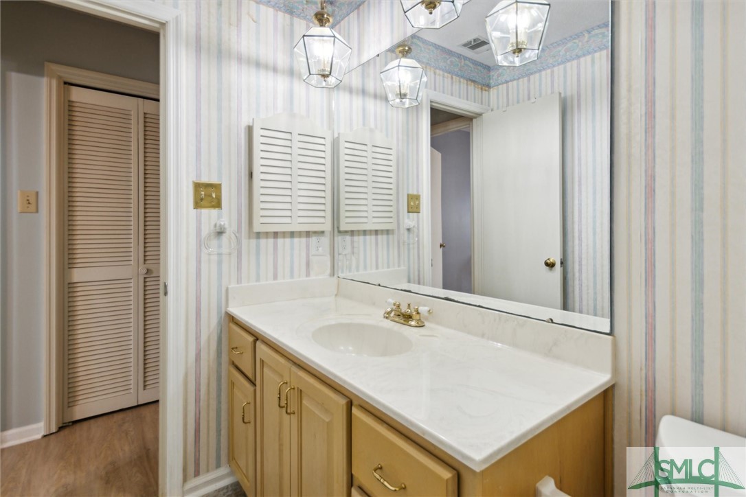 12502 Apache Avenue 25