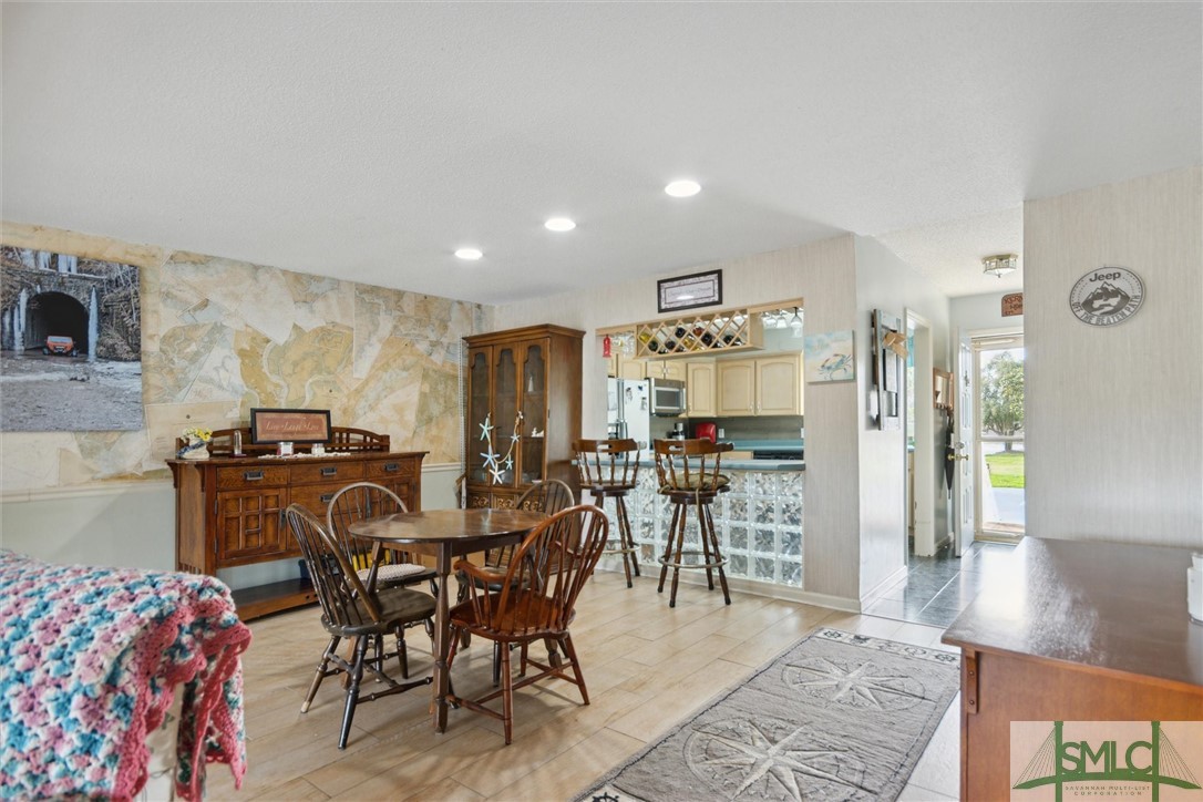 12502 Apache Avenue 25