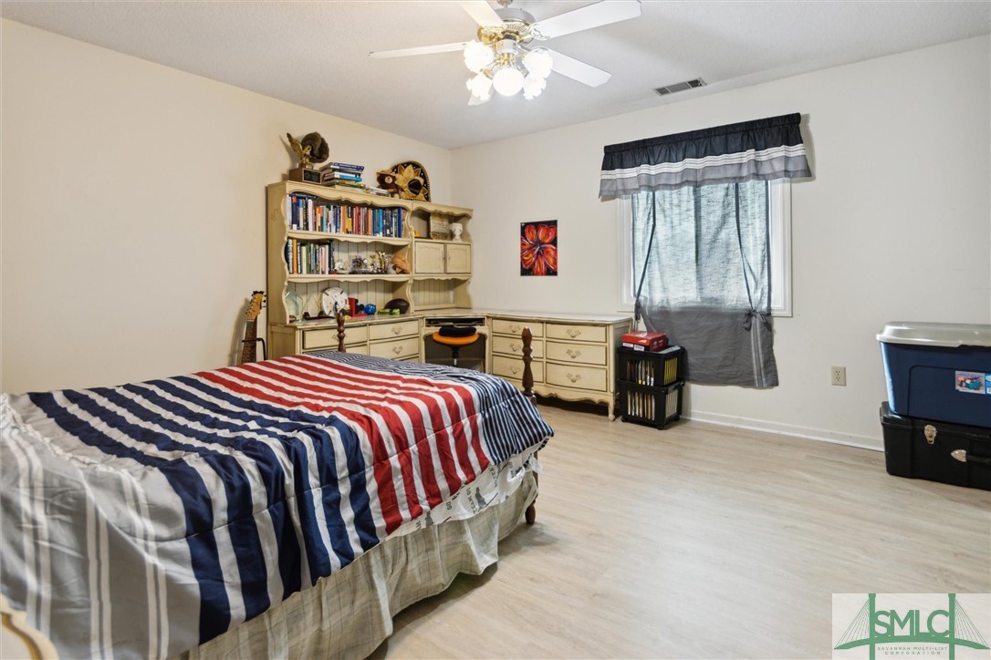 12502 Apache Avenue 25