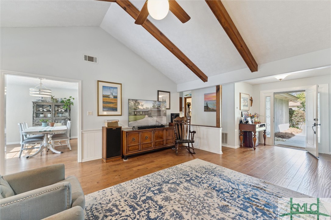 9 Levee Road