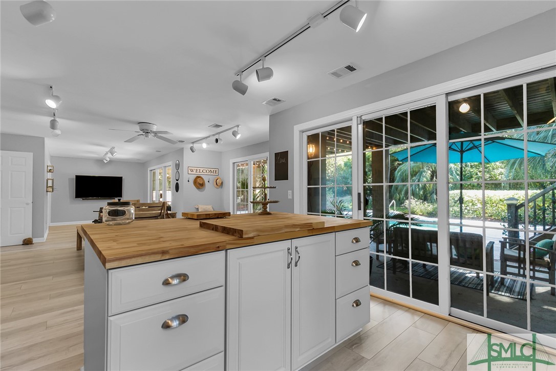 207 Island Creek Lane