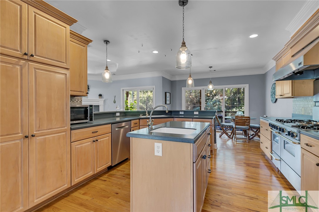 207 Island Creek Lane