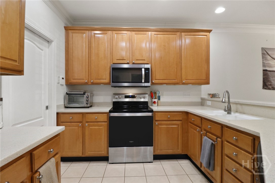 411 Southbridge Boulevard 303
