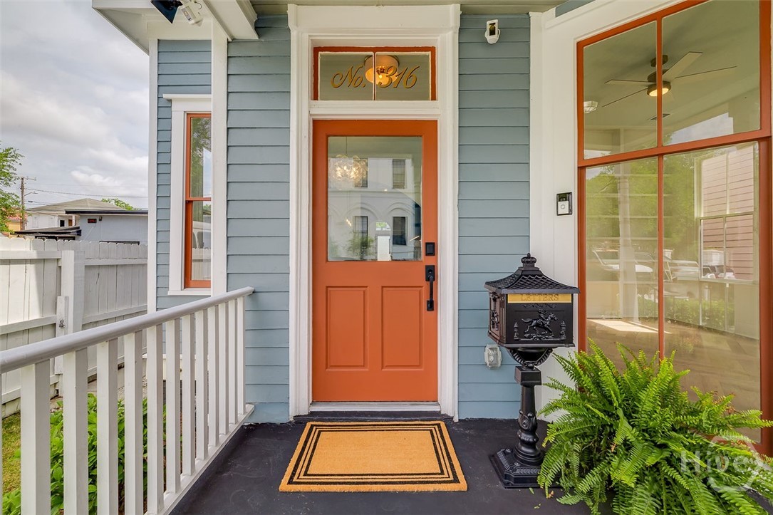316 W 38th Street