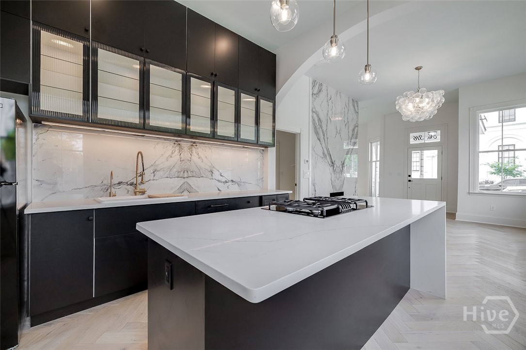 316 W 38th Street
