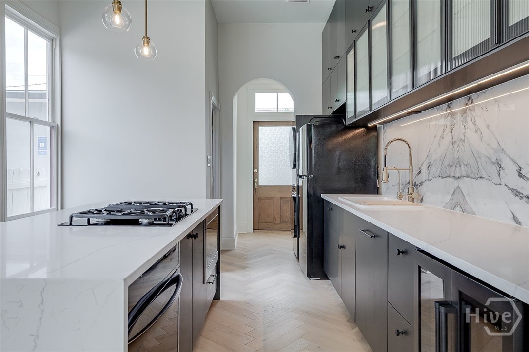 316 W 38th Street