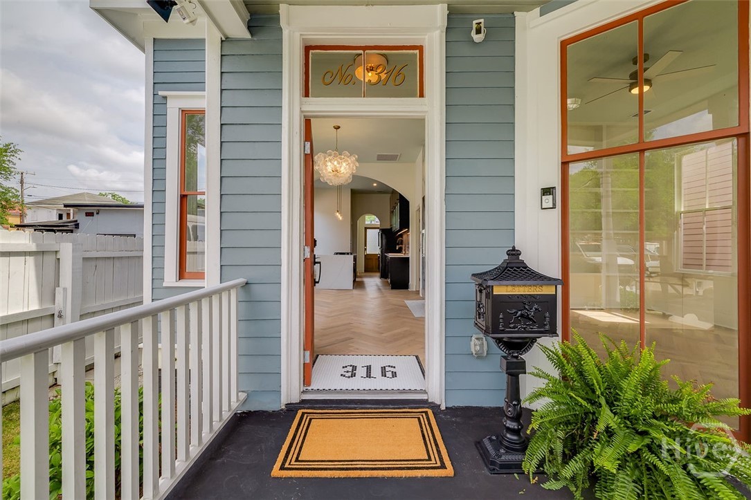 316 W 38th Street