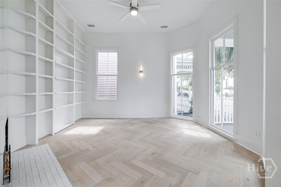 316 W 38th Street