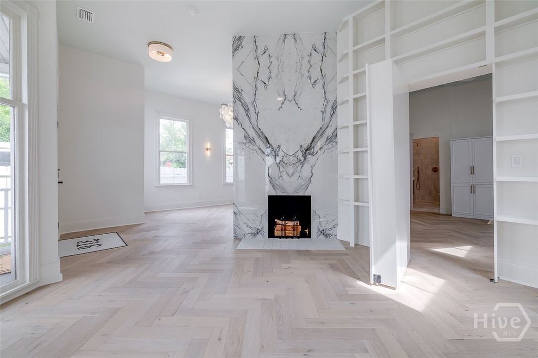 316 W 38th Street