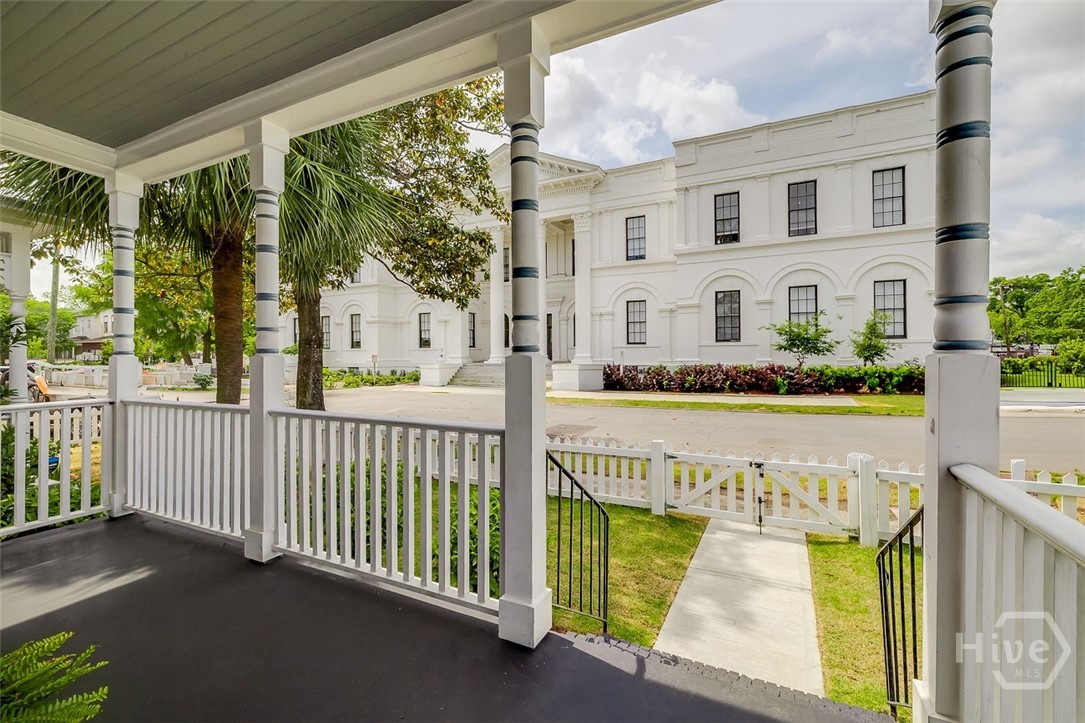 316 W 38th Street