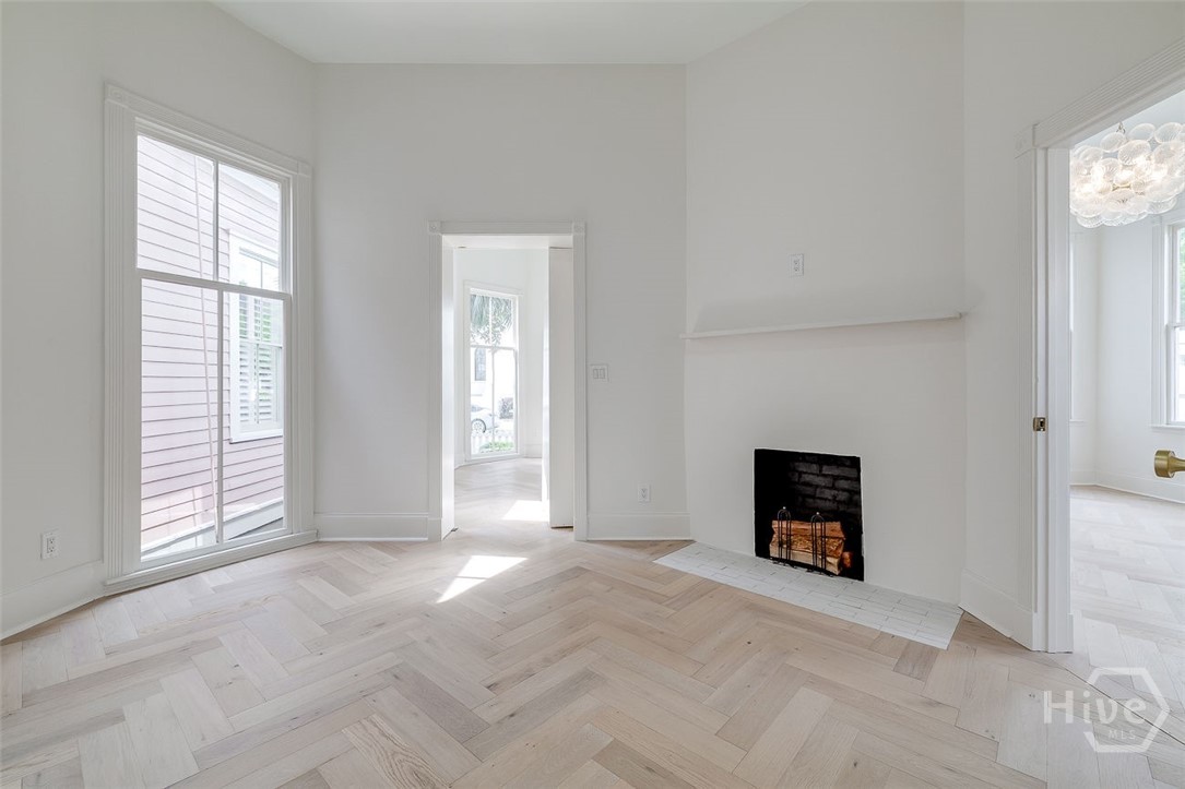 316 W 38th Street