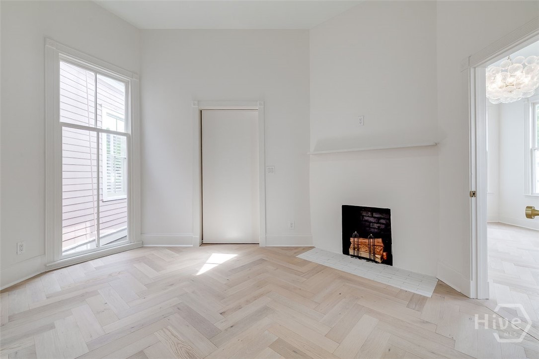 316 W 38th Street