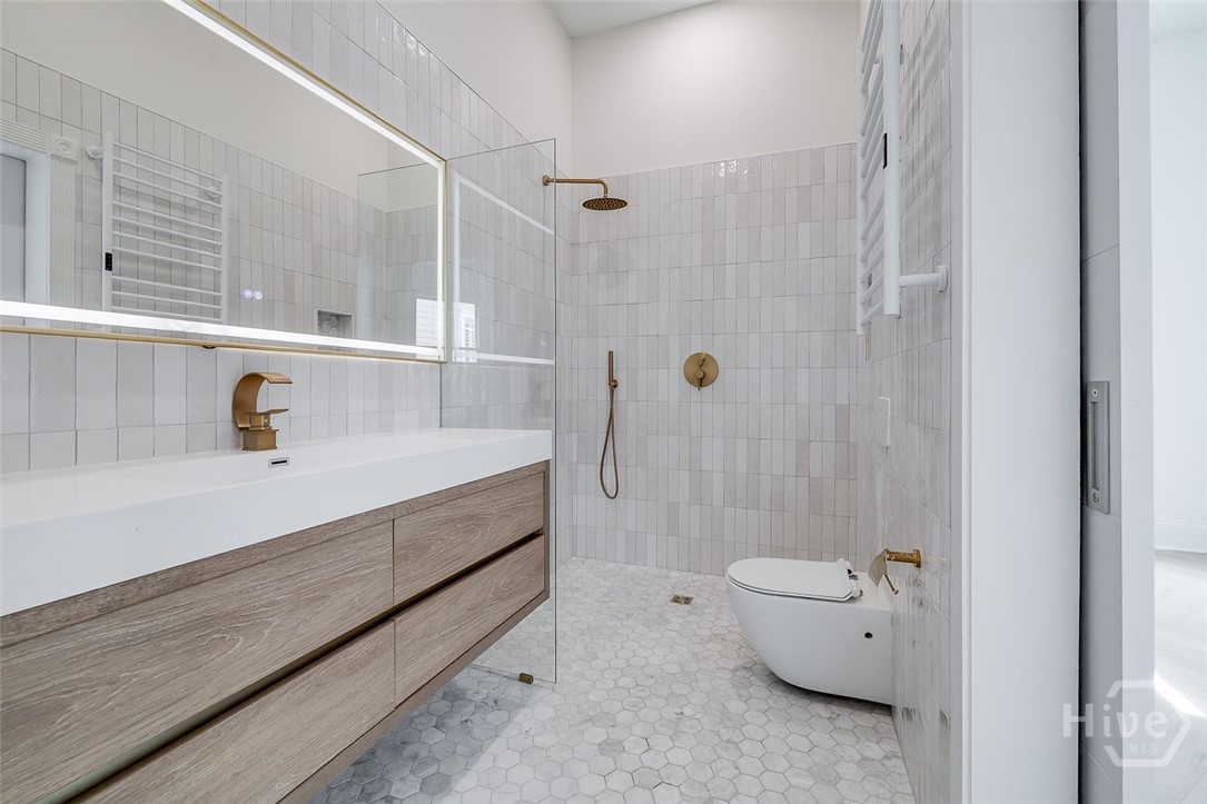 316 W 38th Street