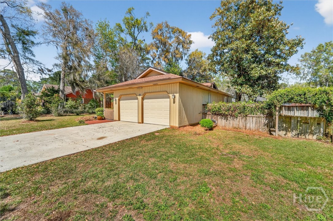 10 Levee Road