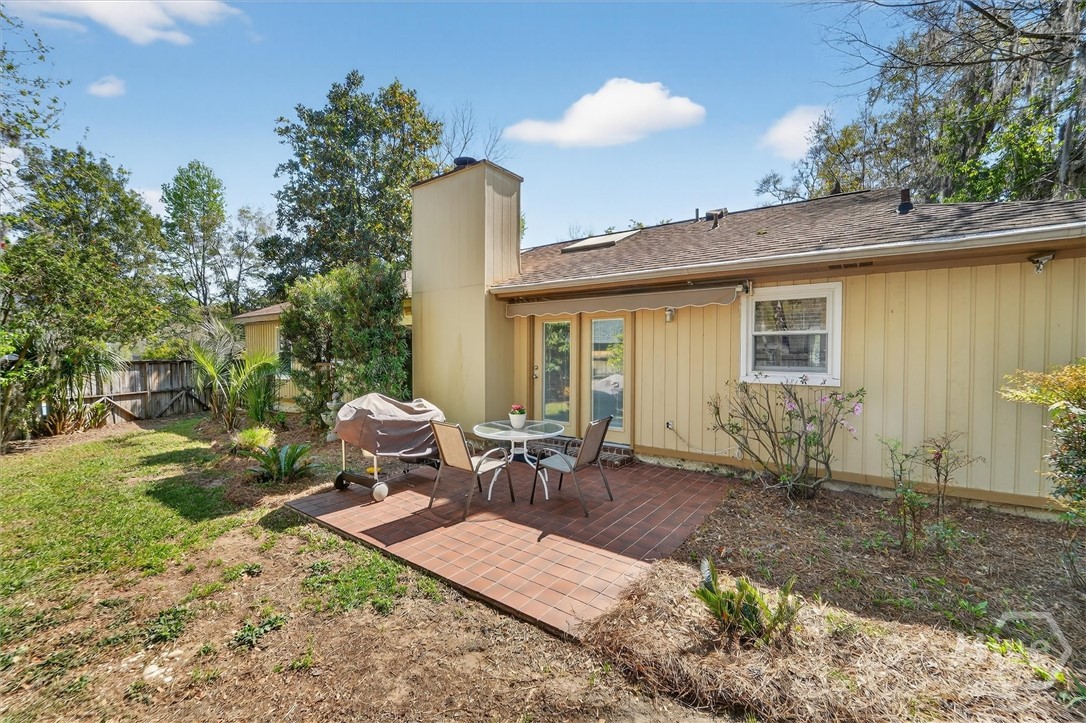 10 Levee Road
