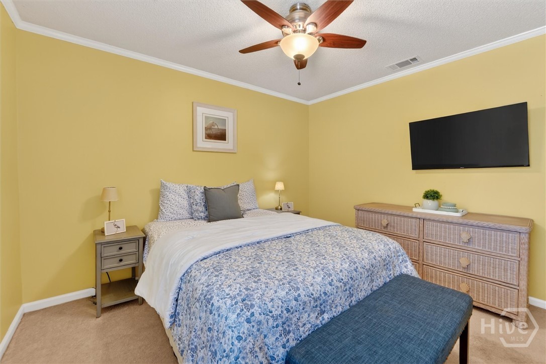 10 Levee Road