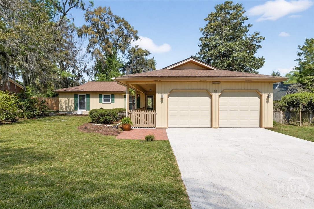 10 Levee Road