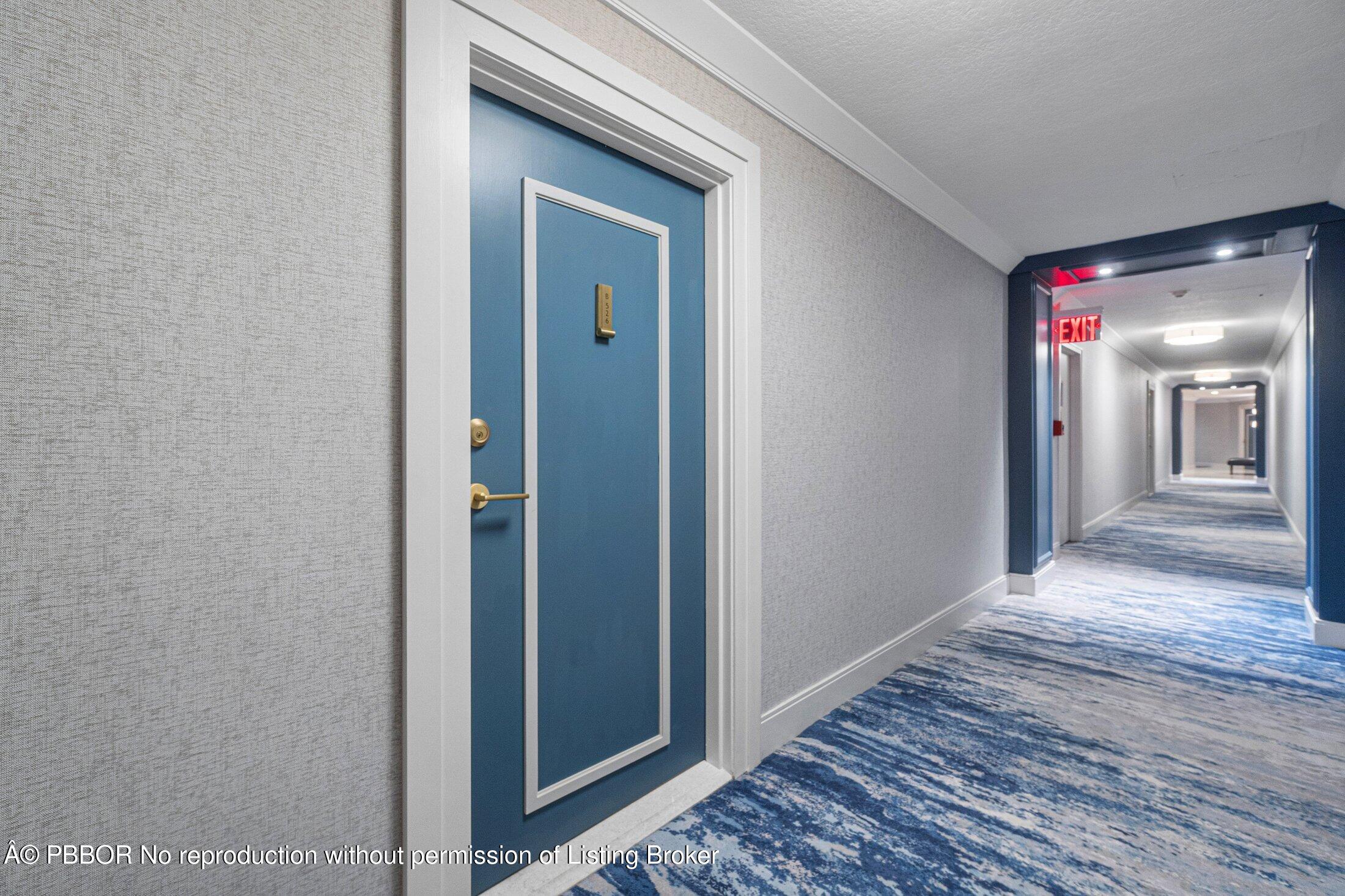 44 Cocoanut Row, 526B