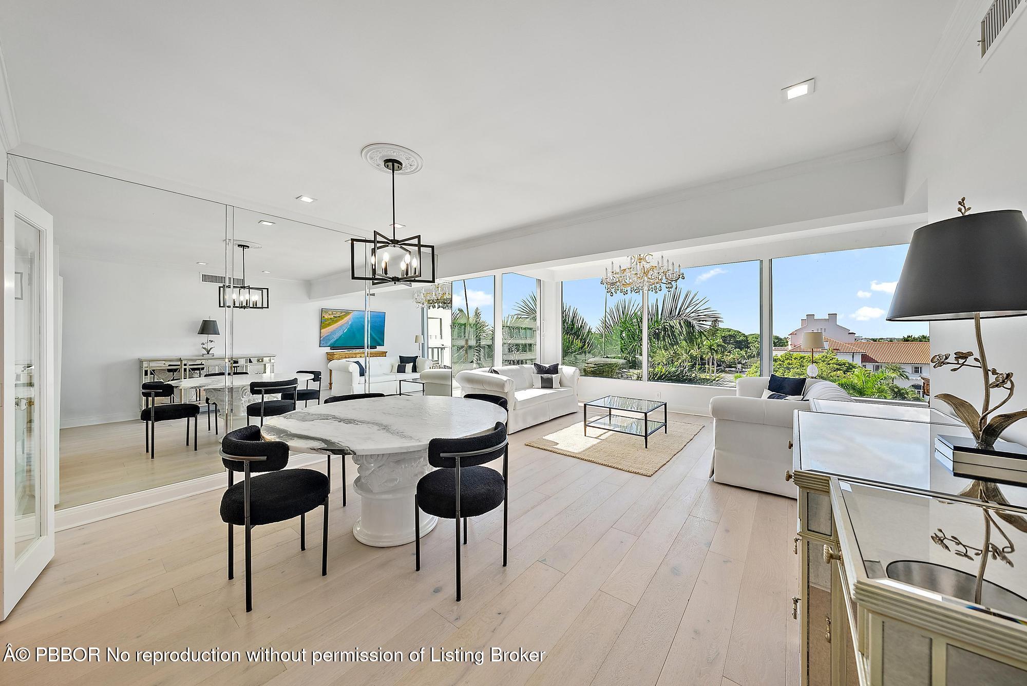 44 Cocoanut Row, 526B