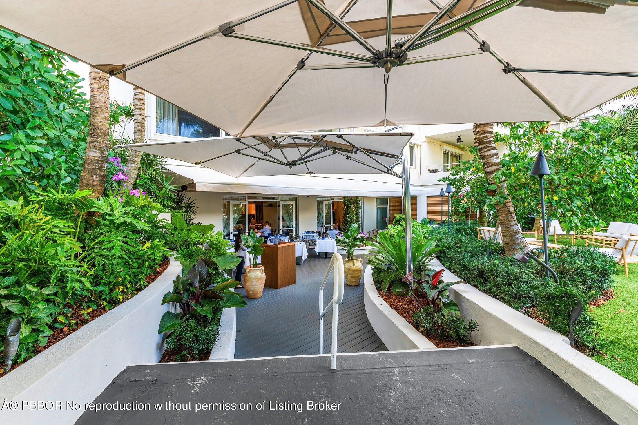 44 Cocoanut Row, 526B