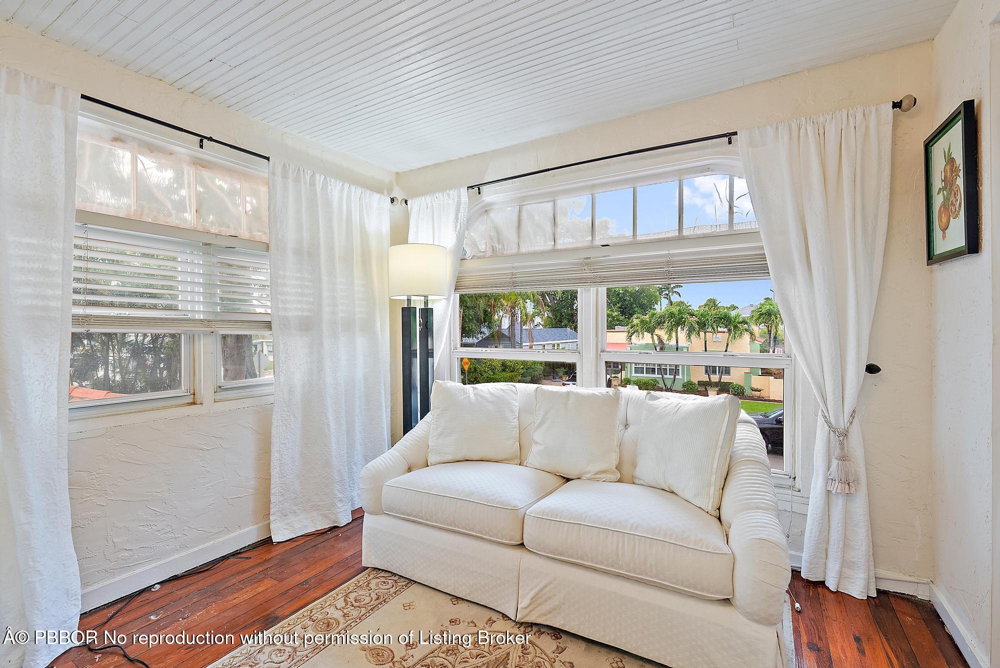 328 Monroe Drive